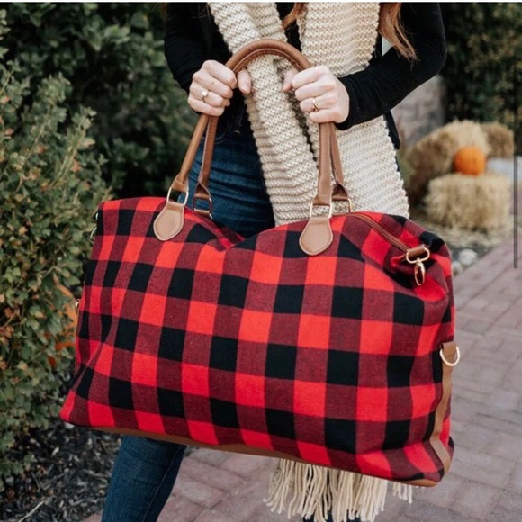 LAST ONE: Extra large Buffalo plaid weekend overnight getaway duffel bag - Picture 2 of 8